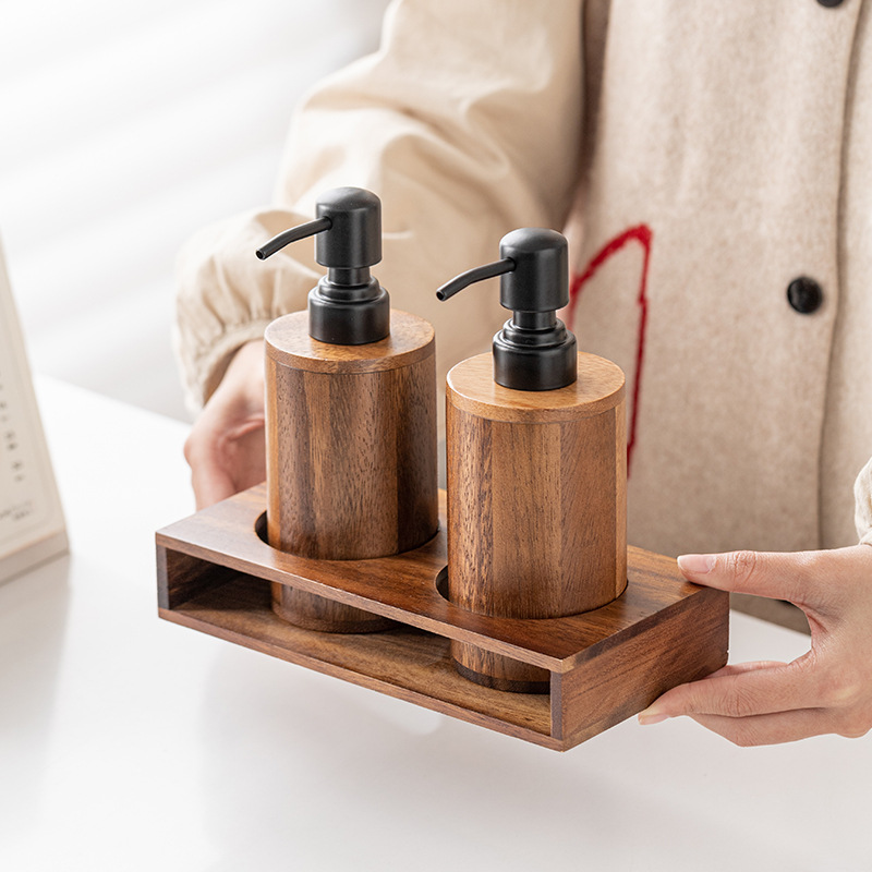Luxury Skincare Tray - Puste butelki z drewna orzechowego, dozowane