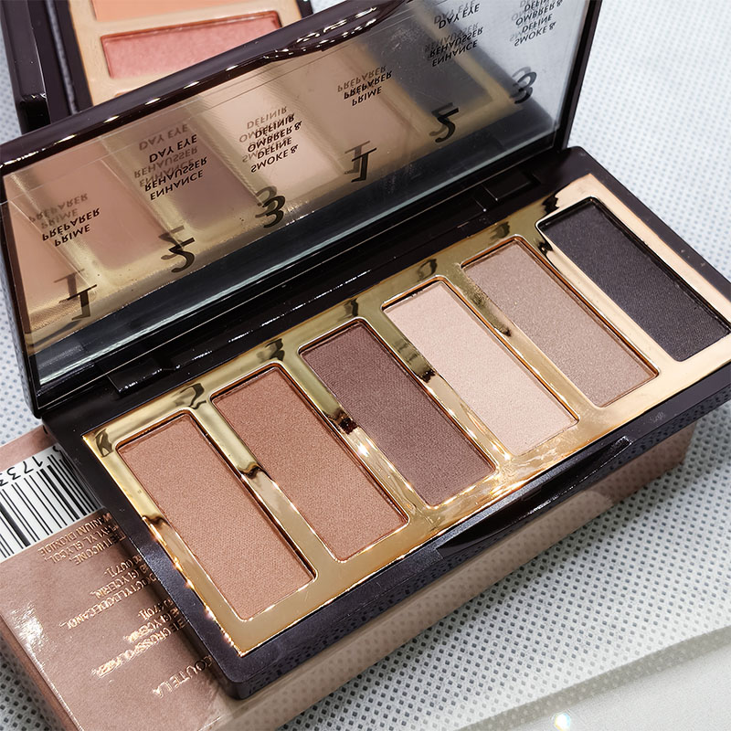 Luxury Skincare And Makeup Brands - Luksusowa paleta cieni do powiek marki