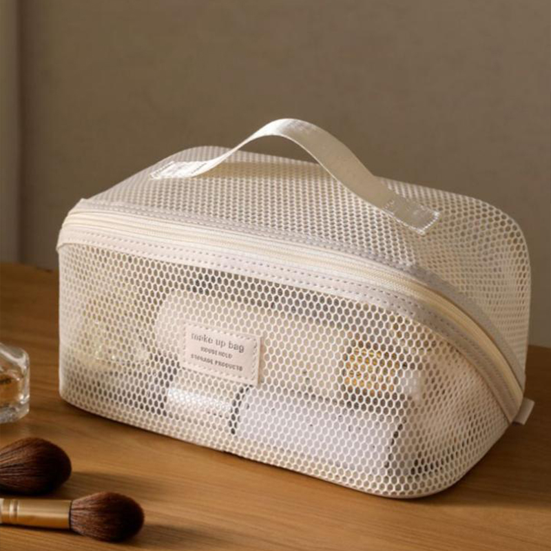 Lekka, luksusowa siatkowa torb – Luxury Skincare Items recenzja i cena