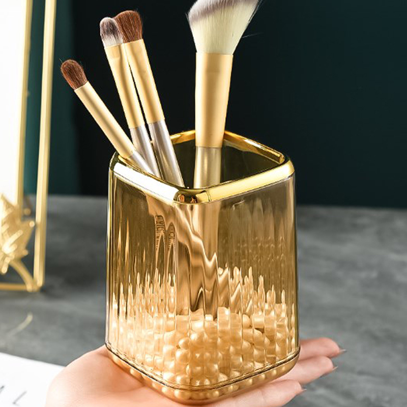 Luksusowe organizery do makija – Luxury Skincare And Makeup Brands recenzja i cena