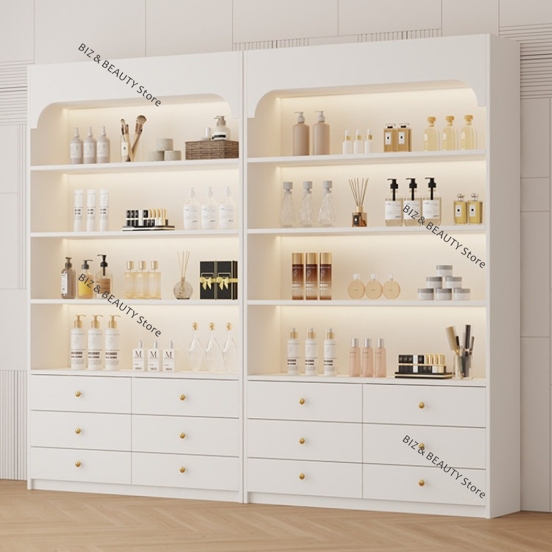 Szafka ekspozycyjna do salonu  – Luxury Skincare Shop recenzja i cena