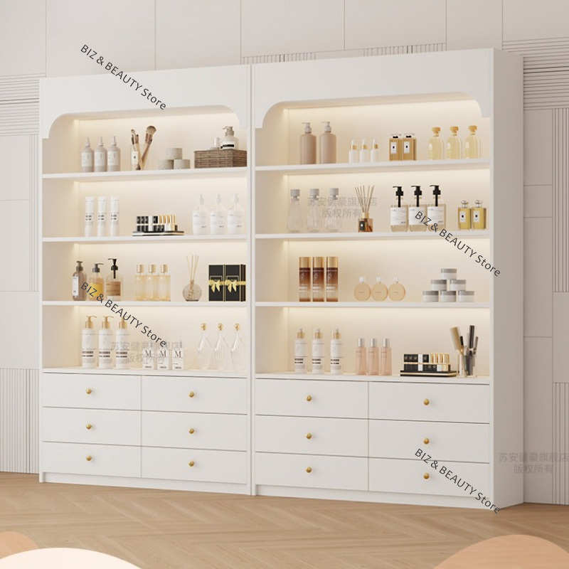 Szafka ekspozycyjna do salonu  – Luxury Skincare Shop recenzja i cena